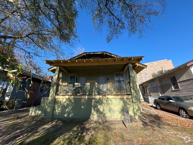 Building Photo - 2223-2225 Greene Street - Inside CoC - R11... Unit 2225 Rental