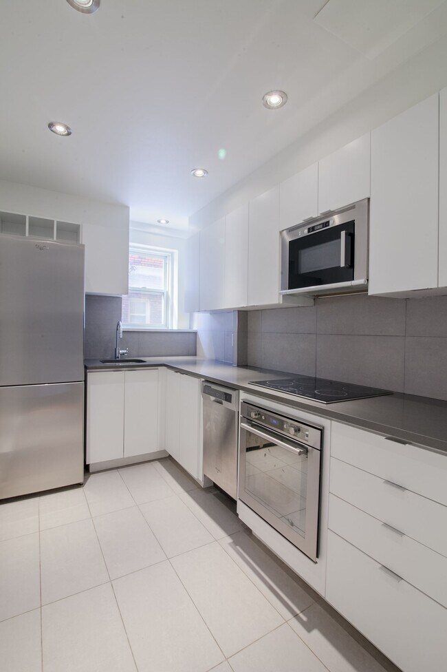 Photo - 4557 Rue Sherbrooke O Unit 12