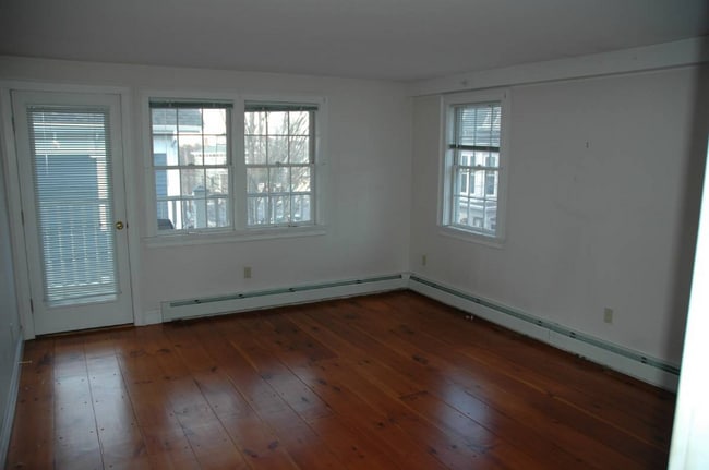 Photo - 148 High St Unit 3
