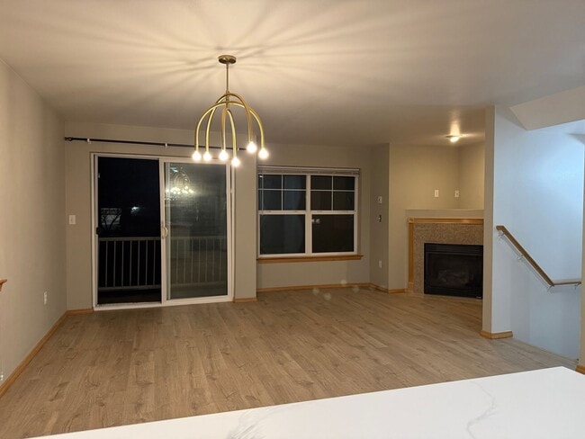 Photo - Updated 3 beds/ 2 bath townhome for rent!