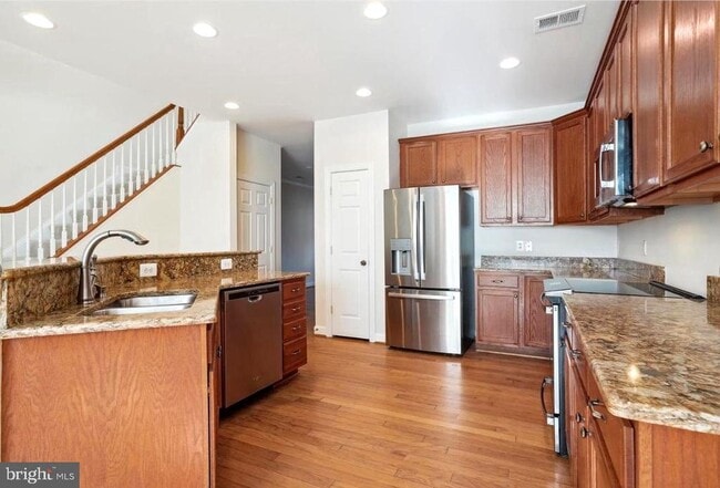 Photo - 5033 Softwood Ln