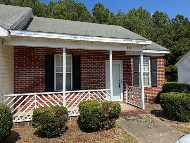 Building Photo - Deerchase 1141-1143 Unit 1141 Deerchase Dr. Rental
