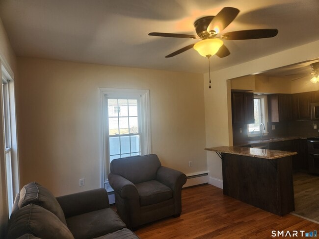 Photo - 2 Tolland Grn Unit 2