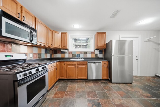 Photo - 330 Triplex Unit B