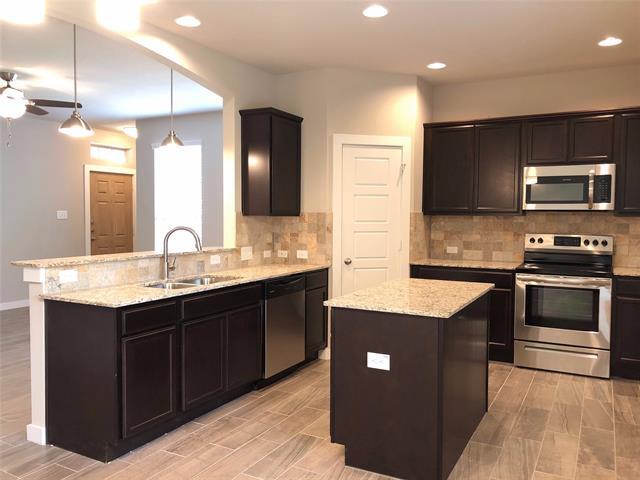 Photo - 1023 Skyview Ct