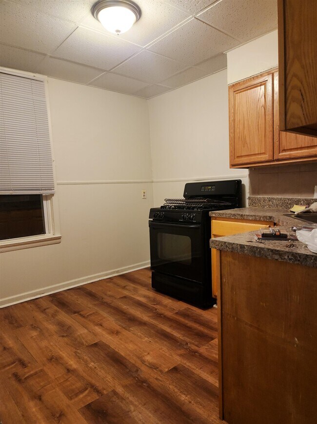 Photo - 494 West Side Ave Unit 1