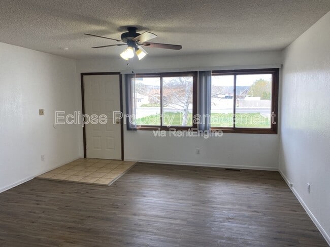 Photo - 230-229 29 Rd