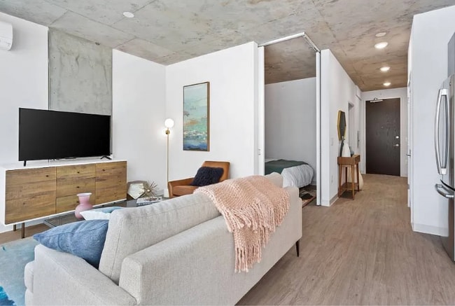 Photo - 4577 N Sheridan Rd