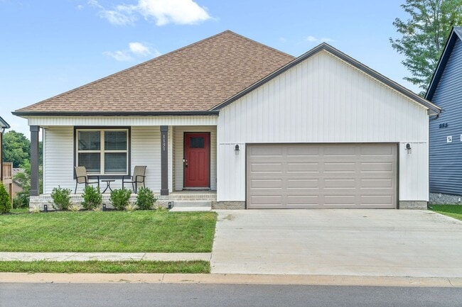 Photo - Pet Friendly Three Bedroom!