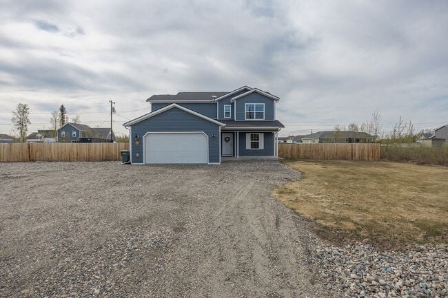 Building Photo - Century 21 Gold Rush - 3 bed, 2.5 bath (North Pole)