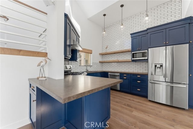 Photo - 1452 Loma Dr