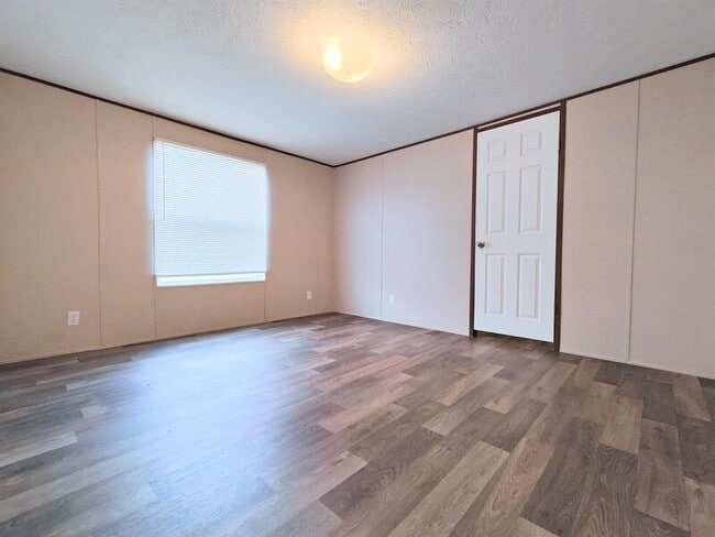 Photo - 337 W Tower Ln