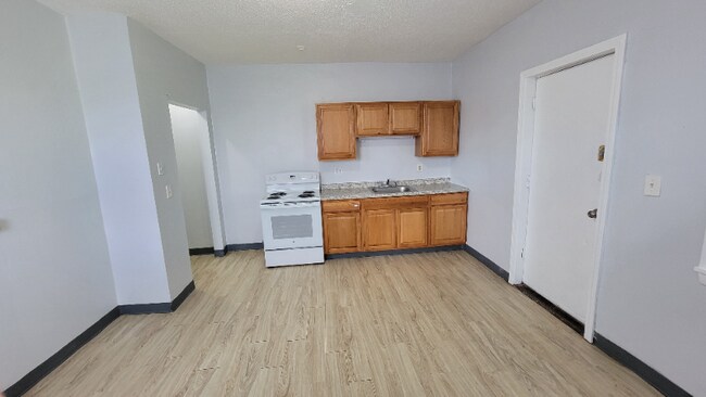 Photo - 464 Wethersfield Ave Unit Apt. 3S