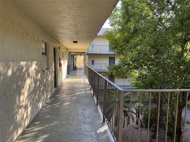 Photo - 1800 SW 81st Ave Unit 1307