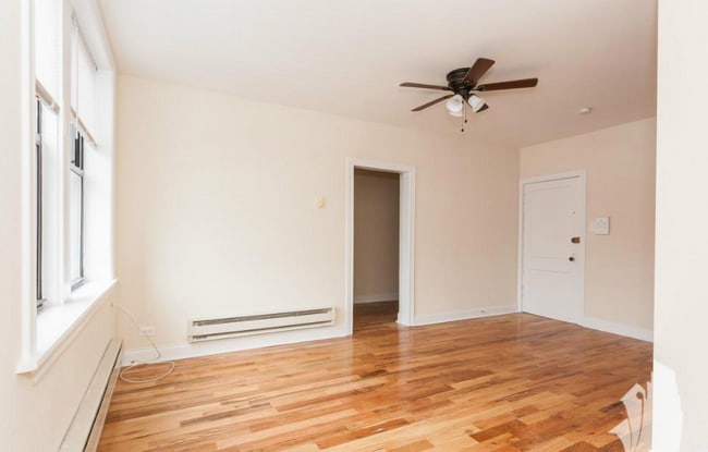 Photo - 851 W Diversey Pky Unit 818-OS