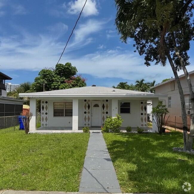 Building Photo - 613 NW 58th Ave Rental