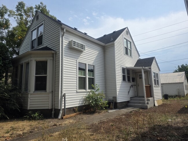 Photo - 1456 Liberty St NE Unit 1