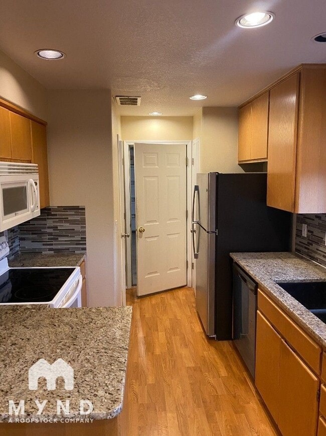 Photo - 20654 SW Sun Drop Pl