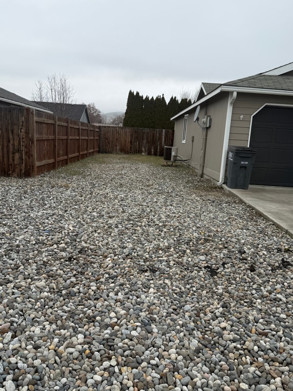 Photo - 223 Ivy St SE