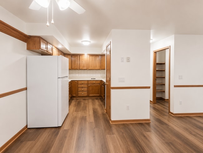 Photo - 625 Ellis Ave Unit 625