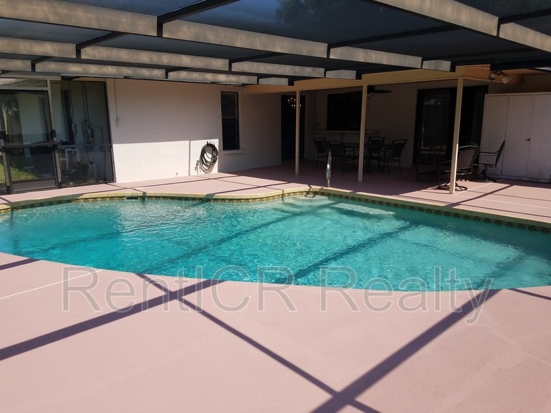 Photo - 1530 Fife Ct