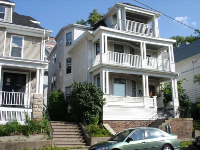 Photo - 219 E Mifflin St Apartment Unit 2