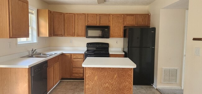 Photo - Close to everything!