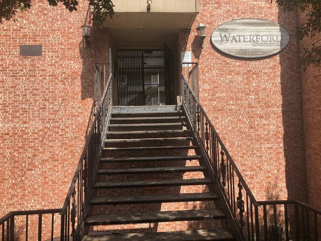 Photo - 2401 Leon St Unit 106A