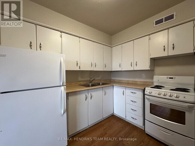 Photo - 156 Fitch St Unité 307