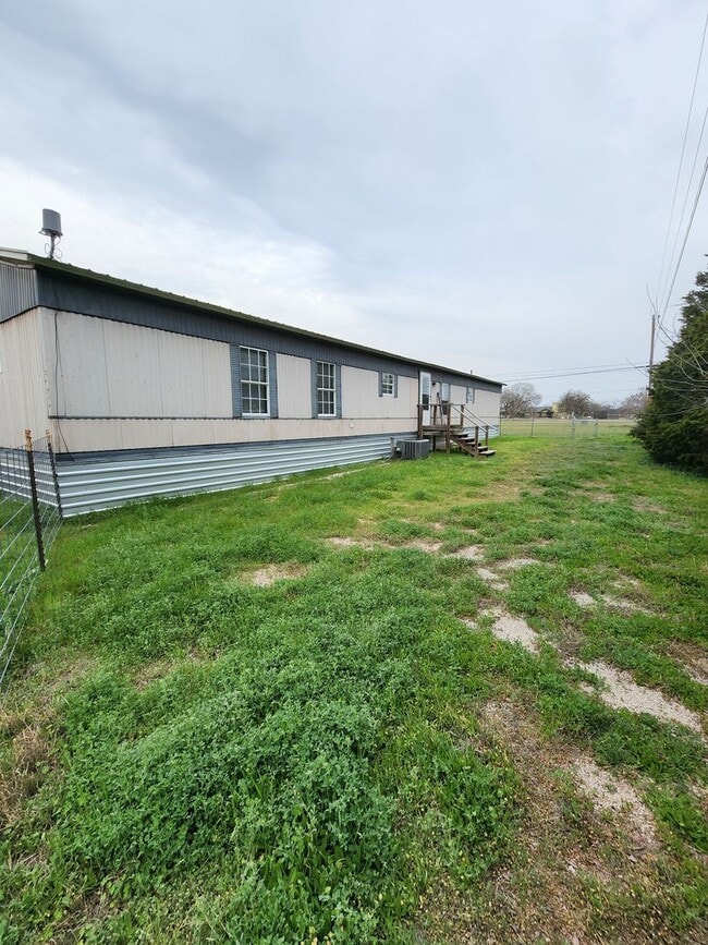 Photo - Spacious 2/2 House in Burnet TX