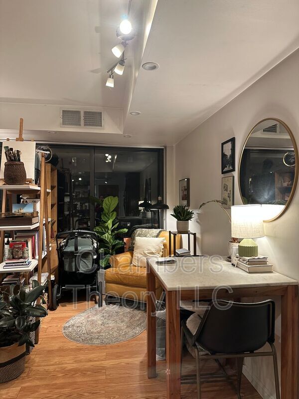 Photo - 1530 Key Blvd Unidad 930 Rental