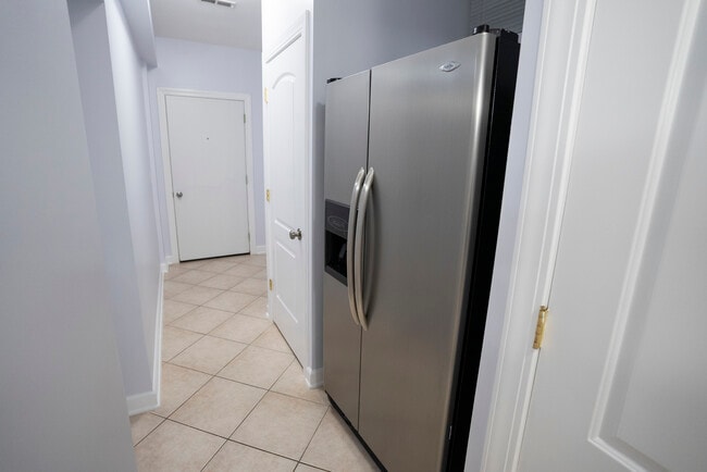 Photo - 2416 N Greenview Ave Unit G