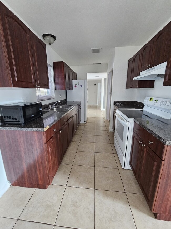 Photo - 211 Terrace Dr