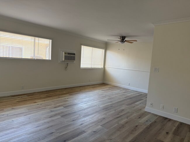 Photo - 1030 N Edinburgh Ave Unidad 6