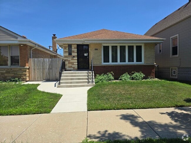 Building Photo - 5151 N Meade Ave Rental
