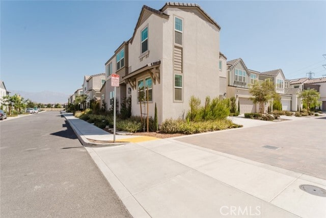 4101 Sunflower Paseo