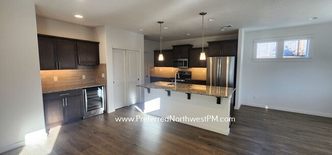 Photo - Stunning new build in Lowell