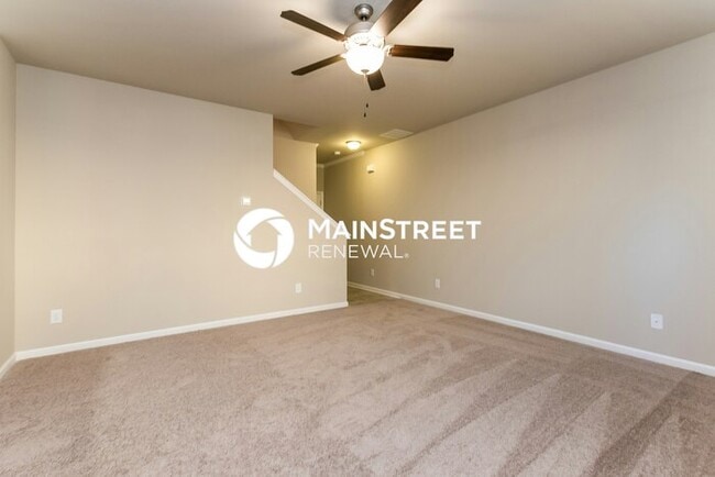 Photo - 3 Bedroom Pet-Friendly Home in Dallas, GA with Main Street Renewal