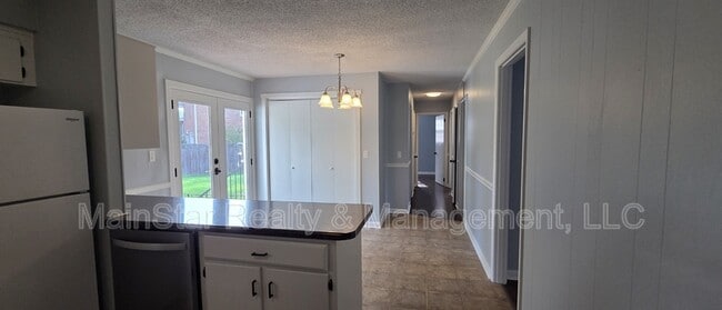 100 Southburn Dr