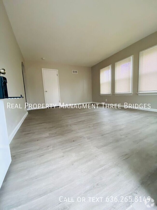 Building Photo - Cozy Berkeley 3bedroom 1 bathroom Rental