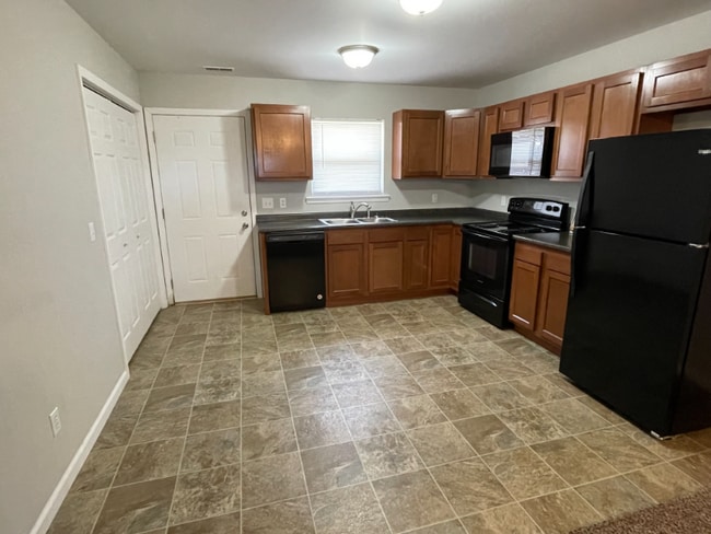 Photo - 117B Cap America Dr Unidad B