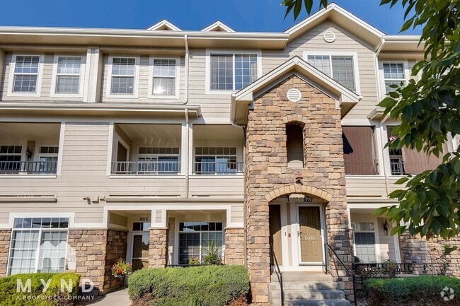 Building Photo - 12711 Colorado Blvd Rental