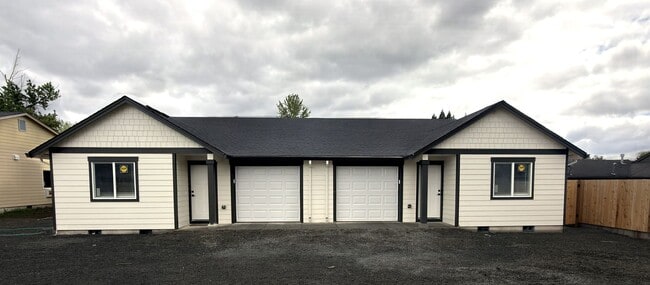 Building Photo - 37th Court Duplex Unit 1180