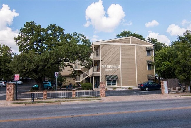 Building Photo - 202 E 45th St Unit 203 Rental