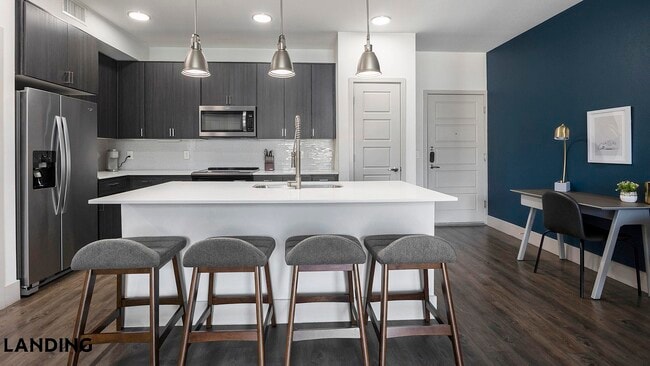 2323 E Highland Ave Unit 1421