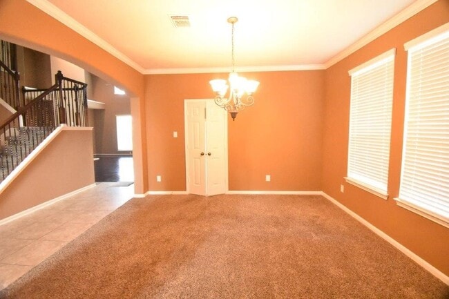 Photo - 22306 Fieldcrest Ln