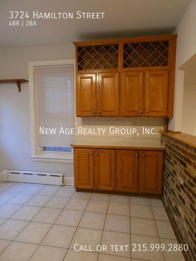 Photo - 3724 Hamilton St