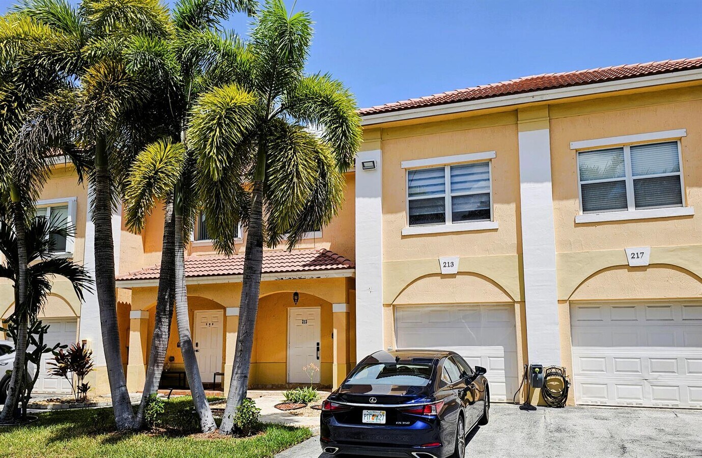 Photo - 213 Talia Cir