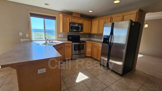 Photo - 7016 S Lucas St