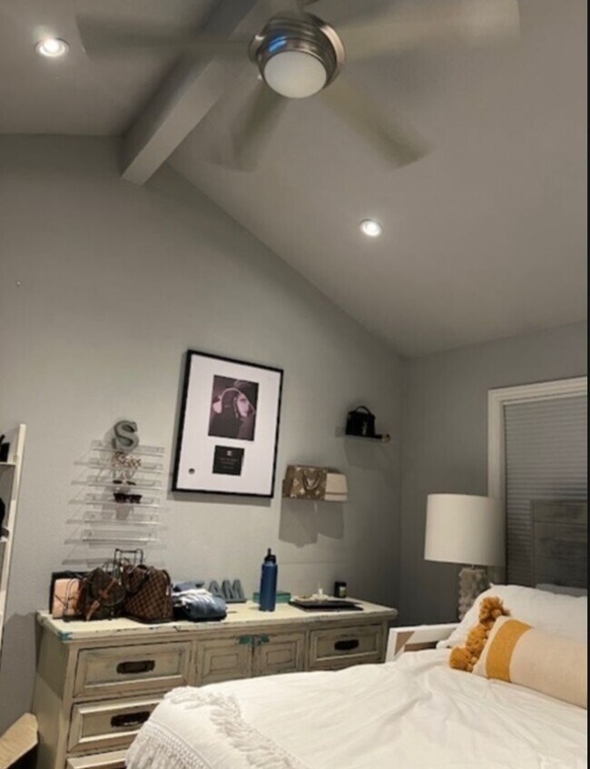 Photo - Gorgeous Updated 2 Bedroom, 2 bath condo For Rent in Pleasanton.